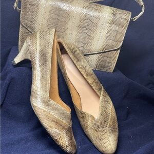 Size 39 shoes and matching bag